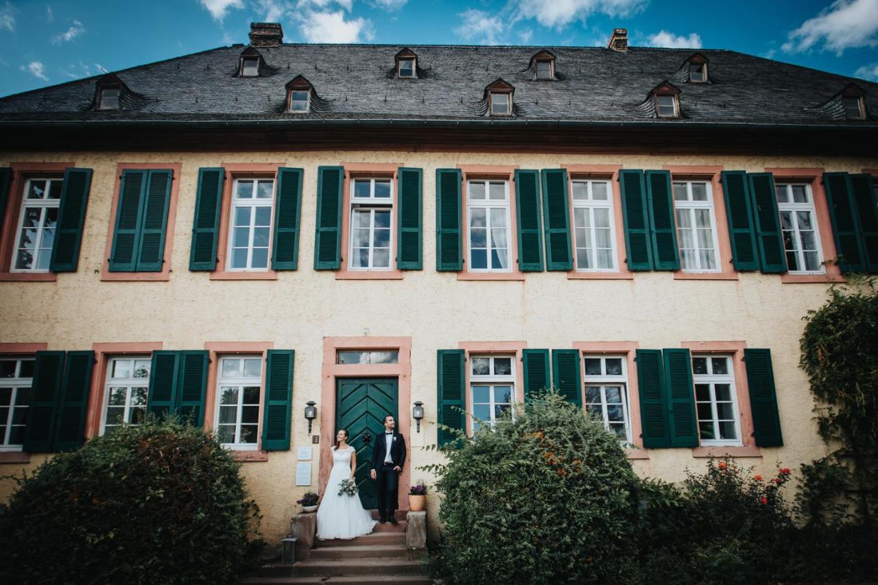 Gutshotel Baron Knyphausen Eltville am Rhein Esterno foto